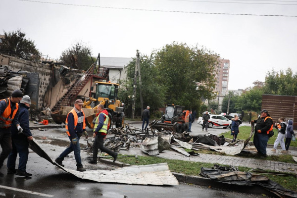На Київщині тривають відновлювальні роботи після нічного удару росіян