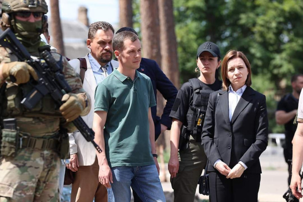 Президентка Молдови Мая Санду відвідала Бучу, Ірпінь та Бородянку (ФОТО)