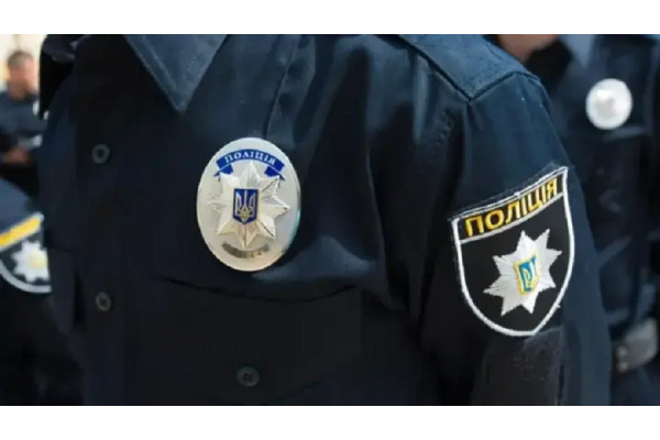 На Київщині під час гри хлопчик випадково застрелив сусідську дитину