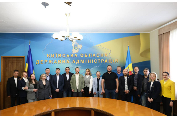 Микола Калашник підписав Меморандум про співпрацю з індустріальними парками Київщини