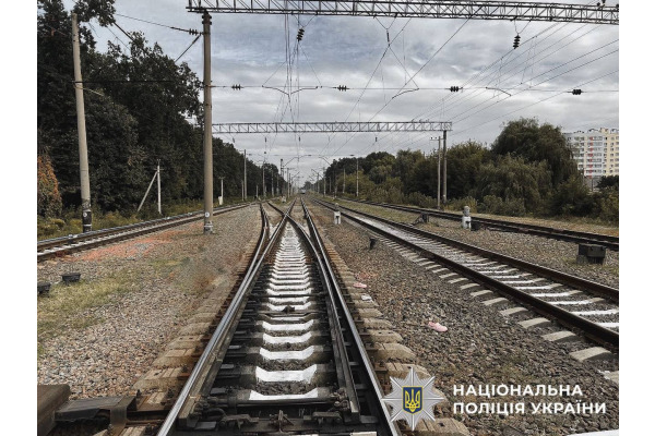 Загинула жінка: поліція Київщини розслідує обставини події на залізниці