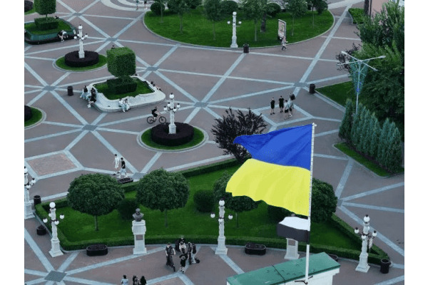 В Ірпені встановили "Прапор Надії" (ВІДЕО)