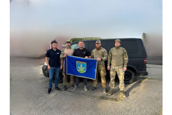 Авто - військовим: Ірпінська громада передала транспорт на передову