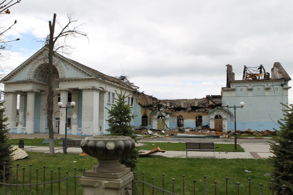 КОВА планує відновити понівечений росіянами будинок культури в Ірпені
