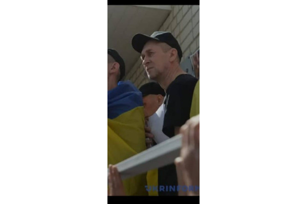 Після довгих місяців у російському полоні, додому повернувся захисник з Тетіївщини