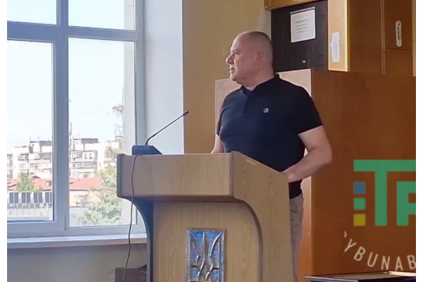 У Броварській райраді представили в.о.голови Броварської РДА Юрія Оніщенка