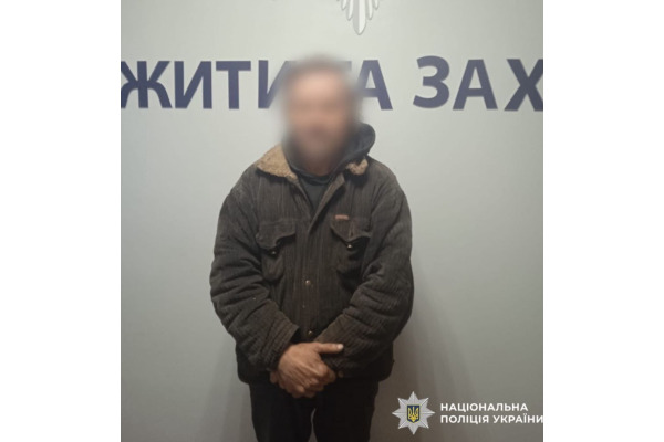 На Обухівщині поліцейські затримали чоловіка, який поранив сина своєї співмешканки