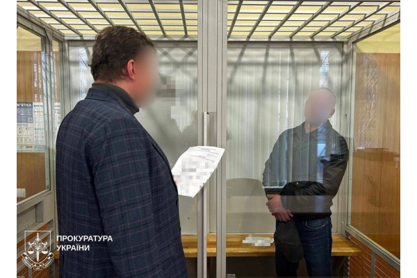 Вимагав у вдови бізнесмена $1,2 млн і підклав «гранату»: затримано підозрюваного у вимаганні