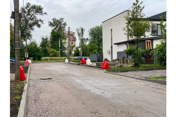 У Бучі триває капітальне оновлення вулиці Миколи Мурашка