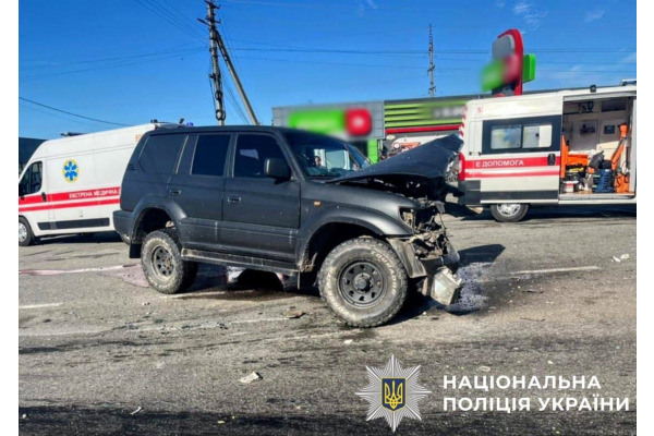 Поліція Київщини розслідує аварію з травмованими у Катюжанці