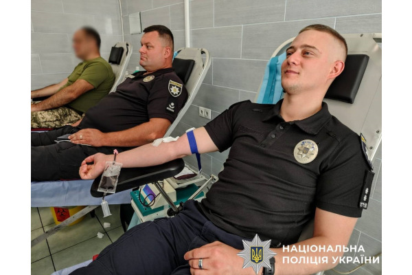 Правоохоронці Київщини стали донорами крові