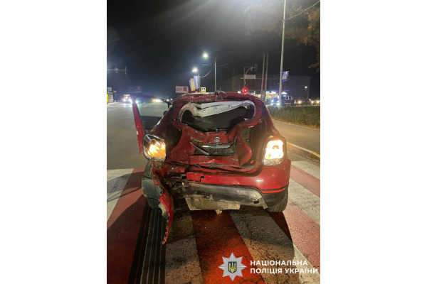 Поліція Київщини розслідує обставини ДТП, внаслідок якої загинули водій та пасажир мотоцикла