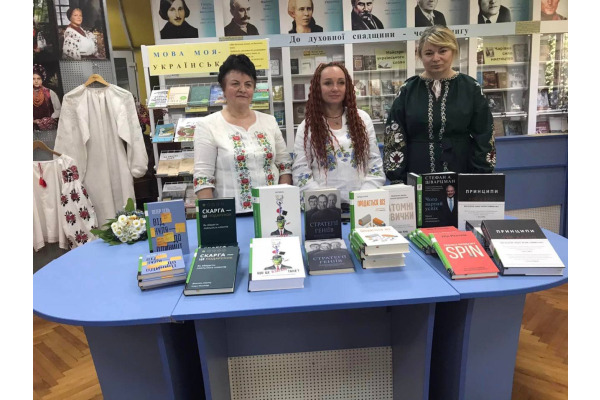 Ірпінській бібліотеці подарували 30 нових книжок