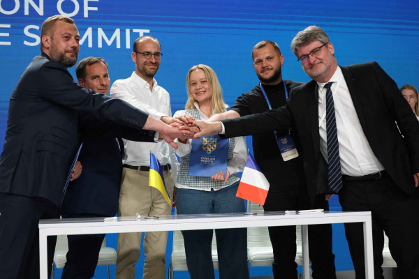 Київщина підписала 5 важливих документів для розвитку співпраці з ЄС