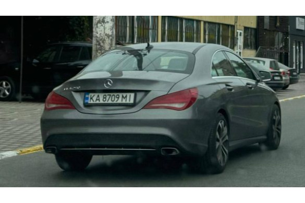 Катерина Діліон та чому айтішник виконкому Ірпеня змінив BMWна Mercedes?
