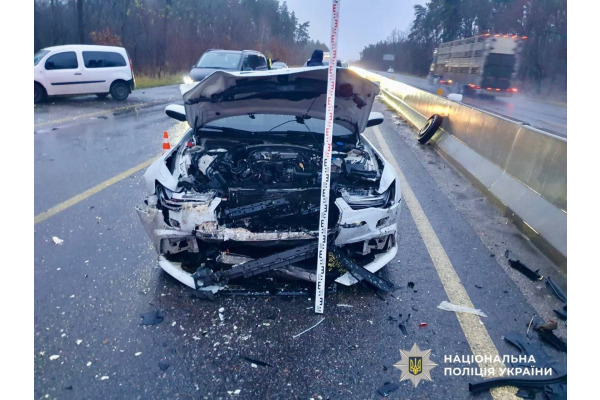 Нетверезий водій спричинив ДТП на Київщині: четверо травмованих, серед них двоє дітей