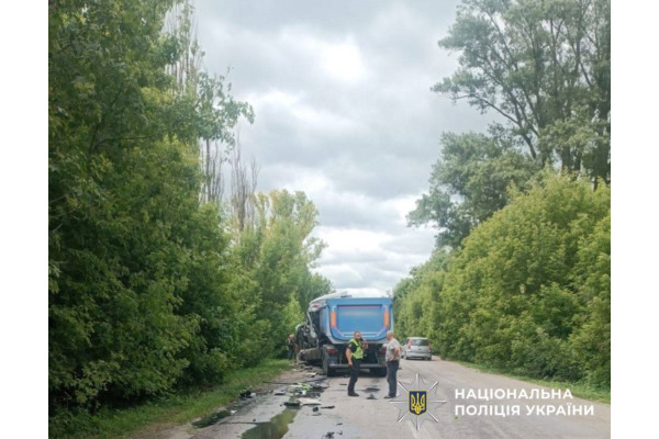 У Кагарлику зіткнулися дві вантажівки: поліція почала розслідування