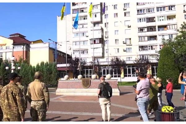 Сьогодні в Ірпені підняли прапор кримськотатарського народу