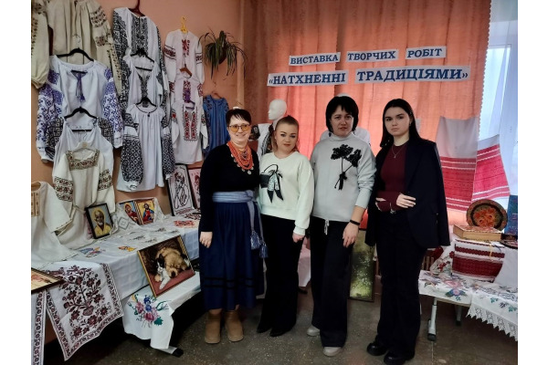 На Бучанщині відкрили виставку майстринь «Натхненні традиціями»