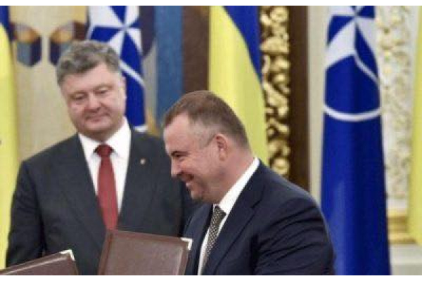 Свинарчук продає елітний палац в Козині за більш ніж півтори сотні мільйонів (ФОТО)