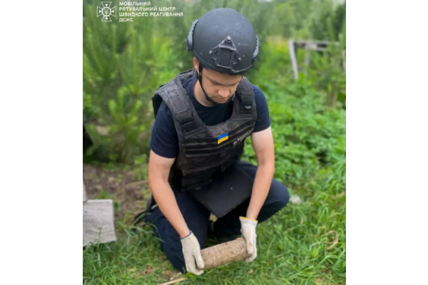 На Бориспільщині чоловік знайшов боєприпас часів Другої світової війни на власному городі