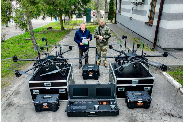 Бучанська громада передала для військових безпілотний авіаційний комплекс "Граніт"