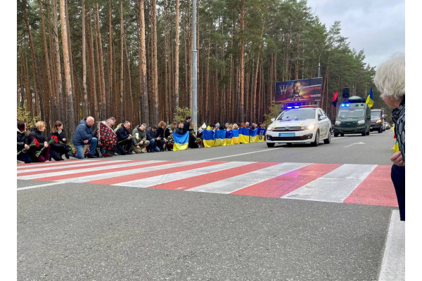 Ірпінська громада попрощалася зі своїм захисником, Олексієм Наконечним