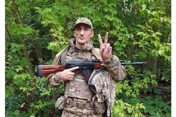 Бучанець Рустам Баркар загинув у місті Курахове на Донеччині