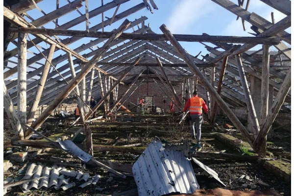 Волонтери "Добробату" почали ремонт в ірпінському будинку культури