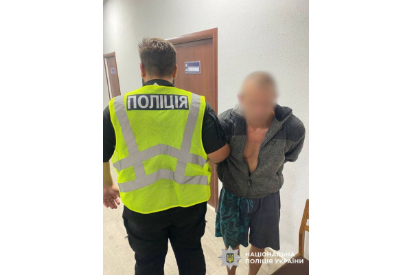 Зґвалтував малолітню: поліцейські Київщини повідомили про підозру зловмиснику