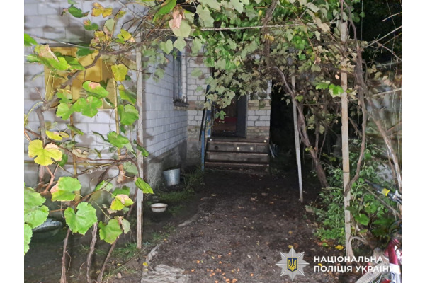 Поранила чоловіка під час конфлікту: поліція Київщини повідомила про підозру зловмисниці