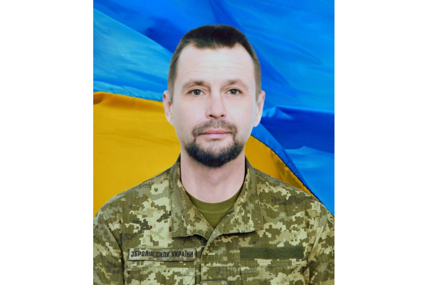 Бровари прощатимуться із Захисником Михайлом Цариненком