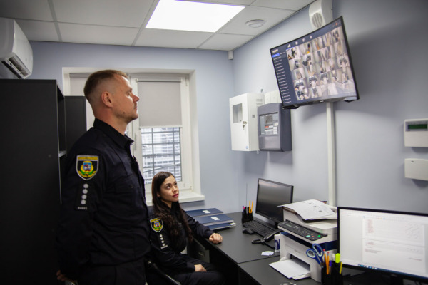 У відбудованому після ракетного обстрілу відділку поліції та ІТТ запустили систему "Custody Records" (АНОНС)