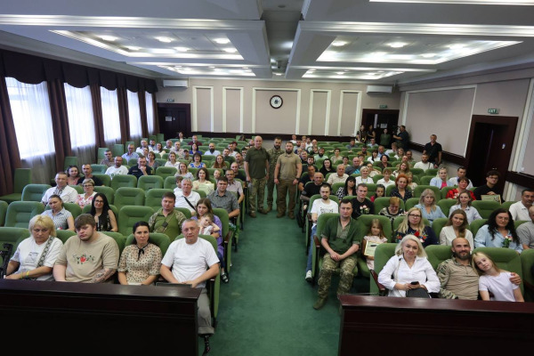 Півсотні ветеранів та родини загиблих Захисників отримали сертифікати на придбання житла