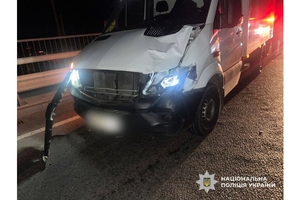 Вантажівка наїхала на пішохідку біля Білої Церкви — жінка госпіталізована