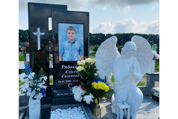 У Броварах вшанували пам’ять дітей, які загинули внаслідок збройної агресії росії