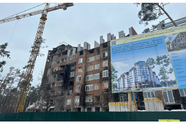 В Ірпені триває відбудова пошкодженого житла