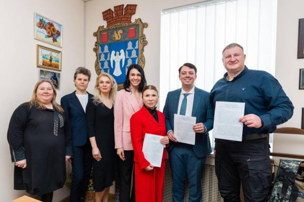 Три громади Київщини уклали угоди про співпрацю місцевих ЦНАПів з нотаріусами