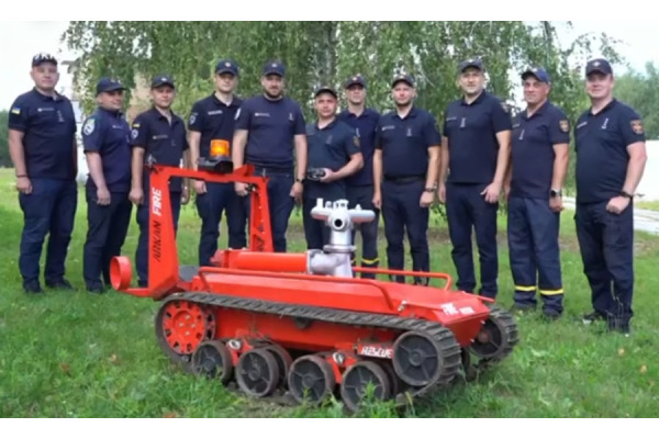Фахівці ДСНС провели на Київщині випробування нового пожежного робота (ВІДЕО)