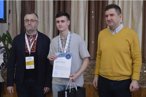 Ірпінський ліцеїст виборов Диплом ІІ ступеня на Всеукраїнській олімпіаді з української мови та літератури