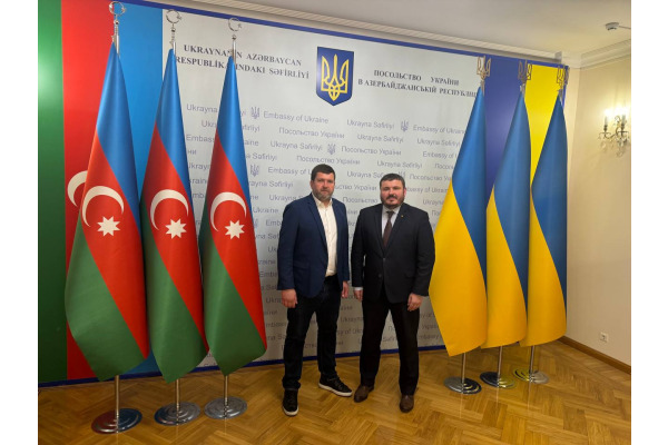 Мер Ірпеня зустрівся з помічником президента Азербайджану з питань зовнішньої політики