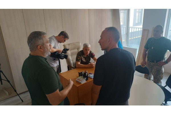 Керівник Білоцерківського корпусу добровольців Олександр Магдич дав інтерв'ю італійським журналістам (ФОТО)