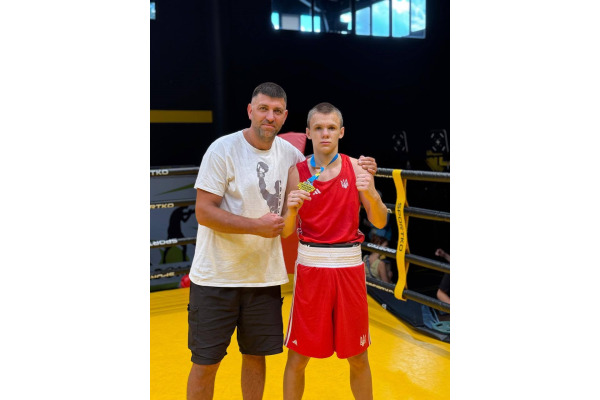 Юний боксер із Бучі завоював титул чемпіона України