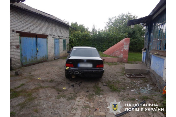 Через ревнощі кинув гранату у двір: поліція Київщини повідомила про підозру зловмиснику