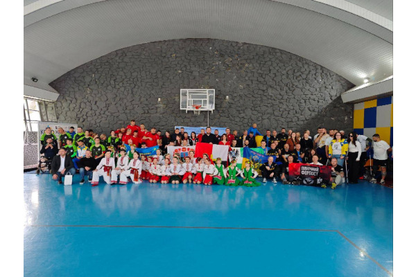 У Вишгородському Центрі культури "Енергетик" пройшов відкритий чемпіонат з волейболу