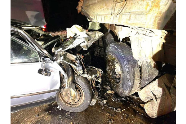 Автотроща під Борисполем: загинув водій легковика (ФОТО)