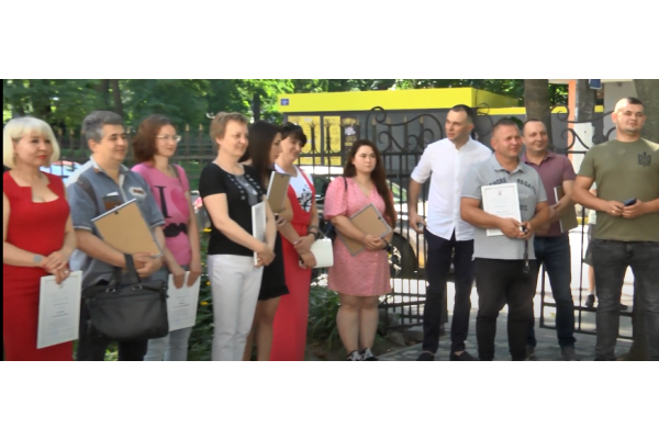 В Ірпені відзначили медиків, які рятували людські життя під час бойових дій (ВІДЕО)