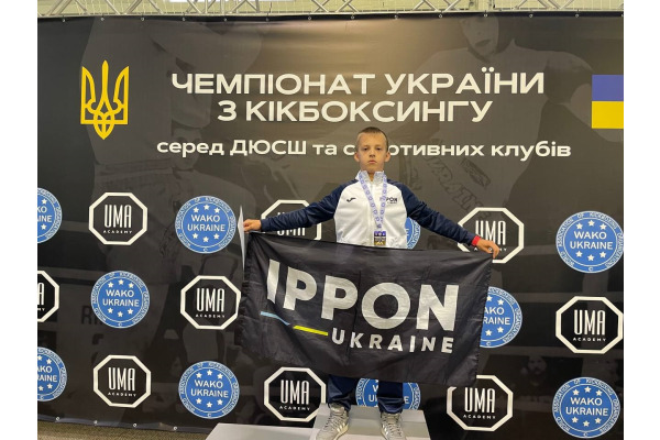 П’ять золотих медалей: бучанські кікбоксери блискуче виступили на чемпіонаті України