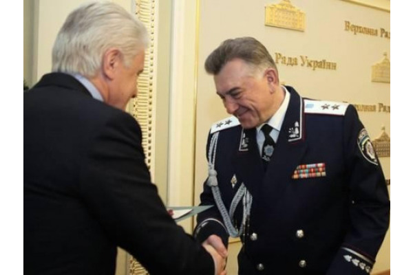 Як товариш по службі Путіна Київську область "кришував"