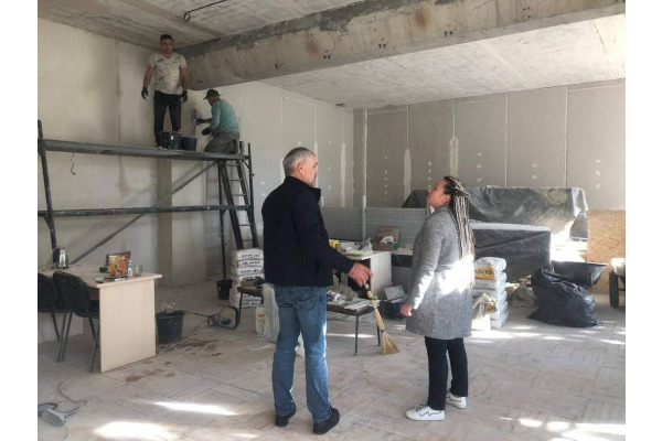 В Ірпені тривають роботи з відбудови школи мистецтв